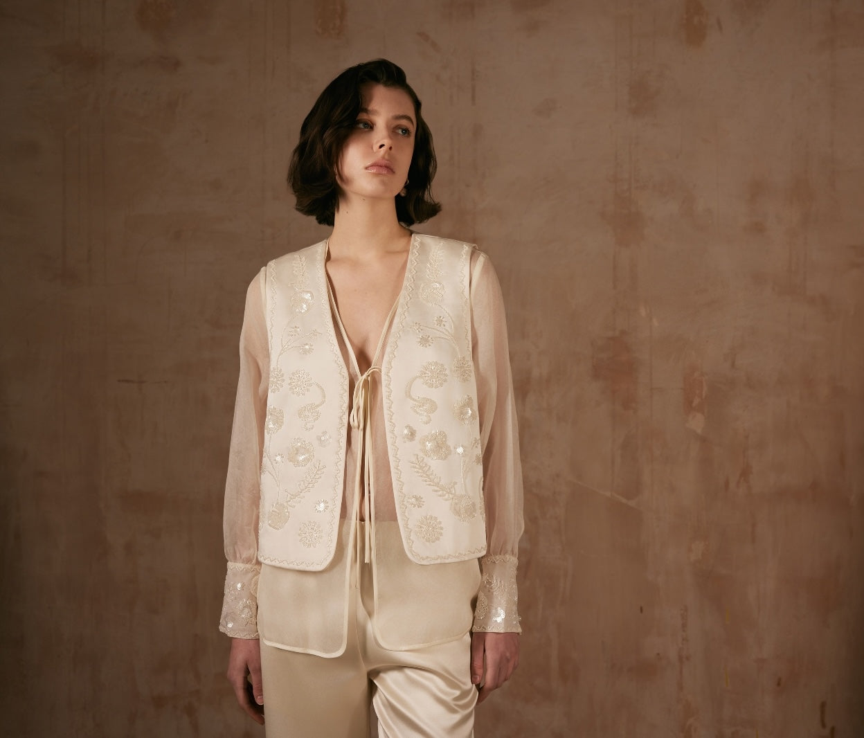 White Two Pieces Silk Vest & Shirt