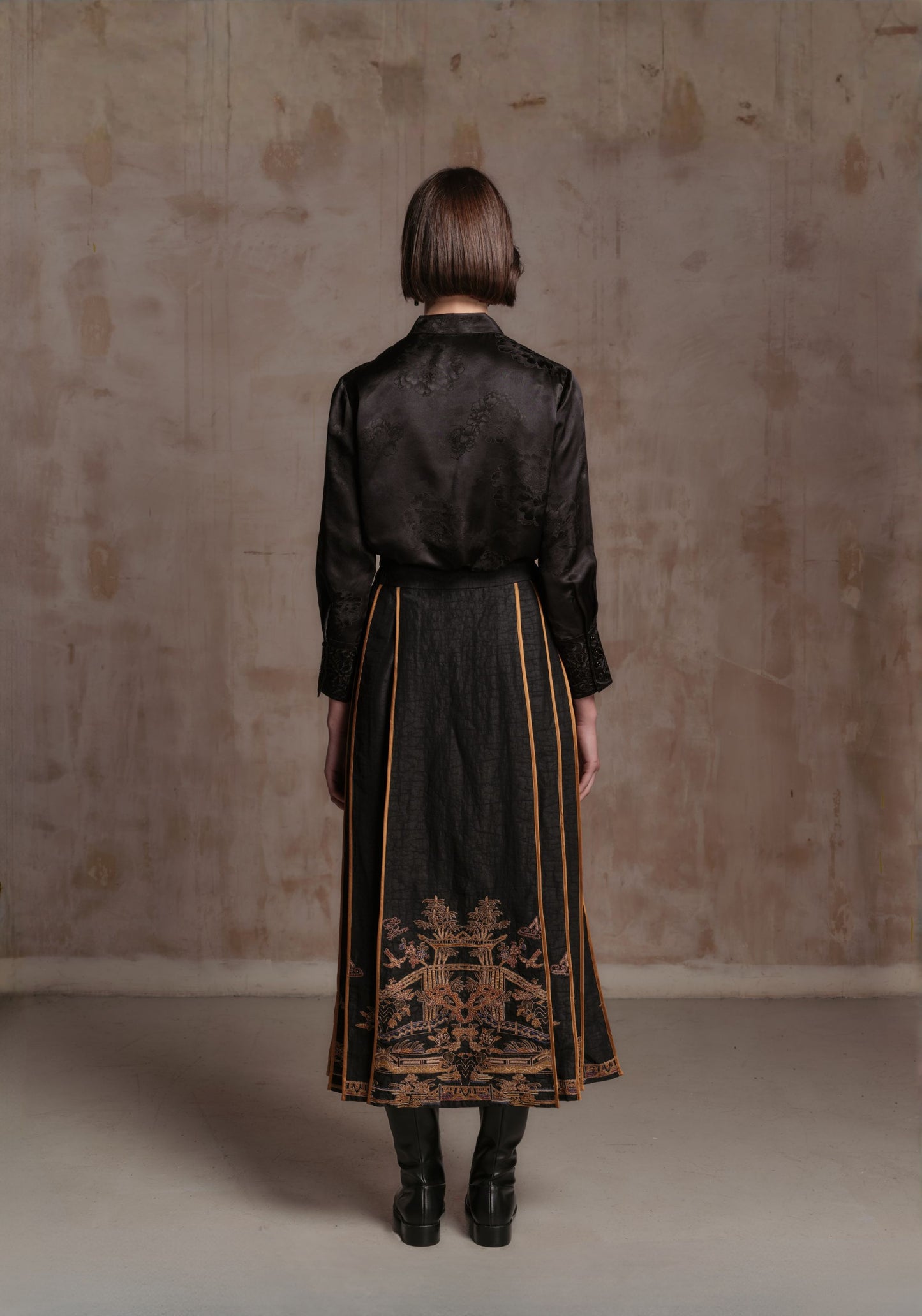 Traditional Chinese Black Skirt with Golden Embroidery