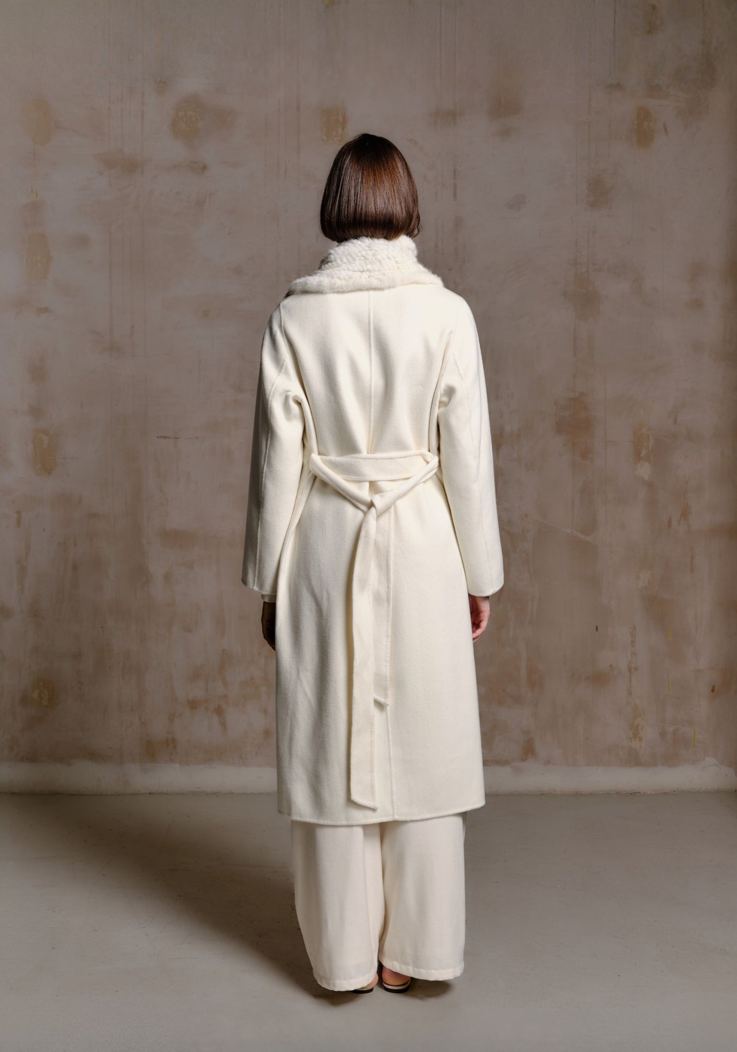 White Hand-woven Fur Collar Coat