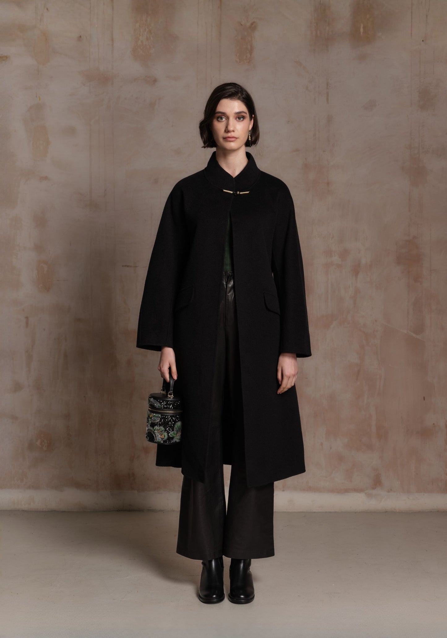 Black Cashmere Coat with Chinese Button