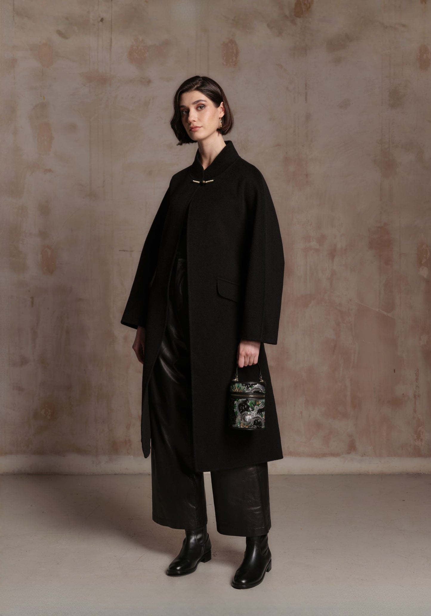 Black Cashmere Coat with Chinese Button