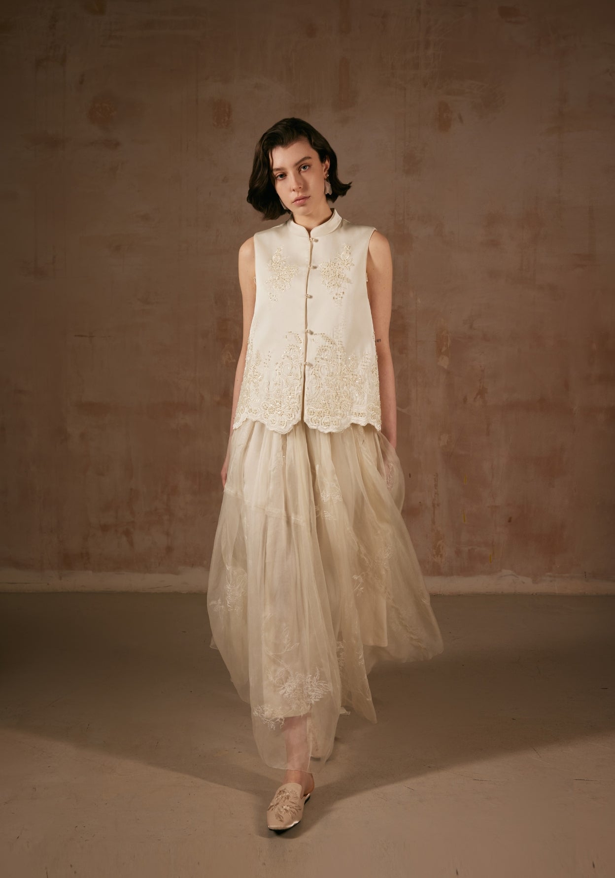 White Beading Vest with Mandarin collar