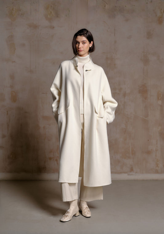 White Cashmere Coat with Chinese Button
