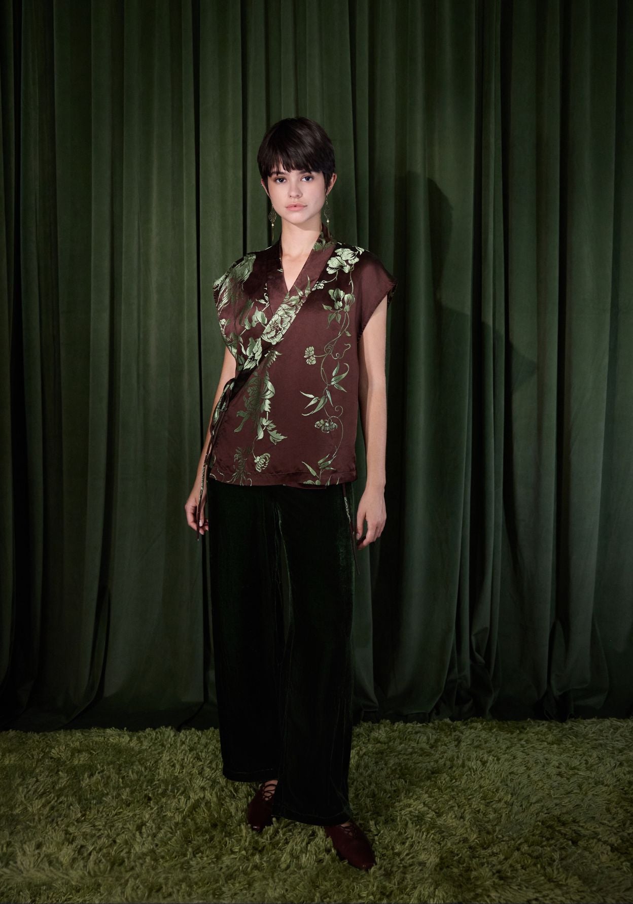 Brown Sleeveless Wrapped Top with Green Jacquard